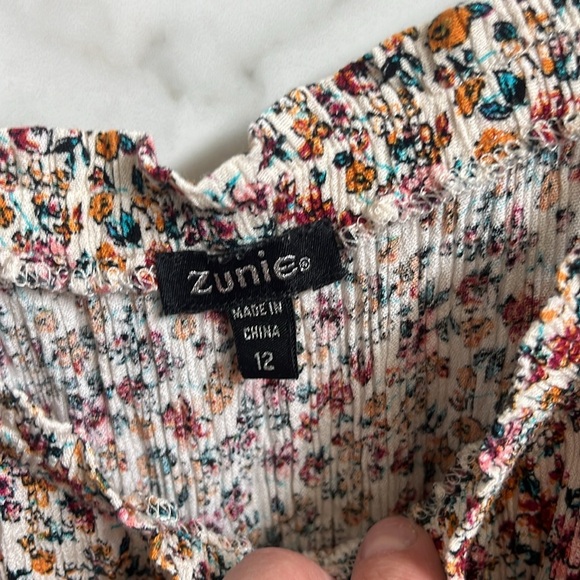 Girls floral and lace romper - Picture 4 of 5